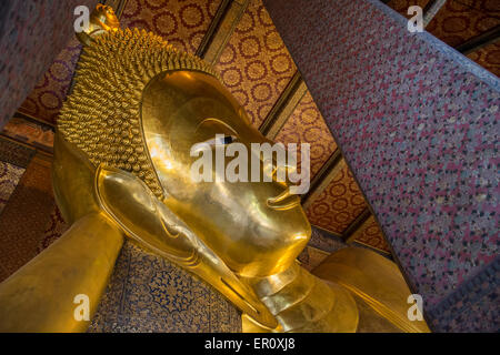 Reclining Buddha in Wat Pho, Bangkok, Thailand Stock Photo