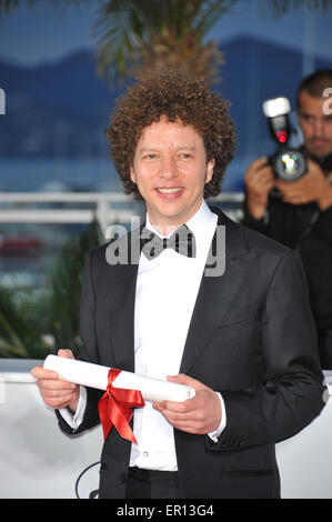 Cannes, France. 24th May, 2015. Michel Franco Best Screenplay Awards, Photocall 68 Th Cannes Film Festival Cannes, France 24 May 2015 Dit79478 Credit:  Allstar Picture Library/Alamy Live News Stock Photo