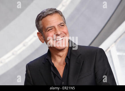 (150525) -- TOKYO, May 25, 2015 (Xinhua) -- American actor George Clooney smiles during the premiere of the movie 'Tomorrowland' in Japan in Tokyo May 25, 2015. 'Tomorrowland' will be shown to the public from June 6 in Japan.(Xinhua/Stringer) Stock Photo