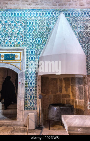 Iznik wall tiles in The Palace Kitchens at Topkapi Palace, Istanbul, Turkey. Stock Photo
