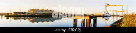 Harland and Wolff shipyard and Bombardier (Shorts Brothers) at sunrise, Belfast Stock Photo