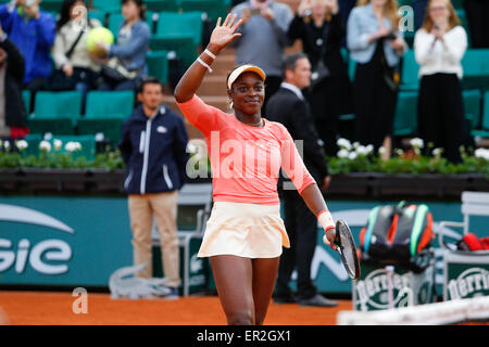 Roland Garros, Paris, France. 25th May, 2015. French Open tennis championships. Sloane Stephens (USA) plays Venus Williams in round 1 and wins 7-5 and 6-1. Credit:  Action Plus Sports/Alamy Live News Stock Photo