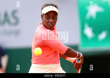 Roland Garros, Paris, France. 25th May, 2015. French Open tennis championships. Sloane Stephens (USA) plays Venus Williams in round 1 and wins 7-5 and 6-1. Credit:  Action Plus Sports/Alamy Live News Stock Photo