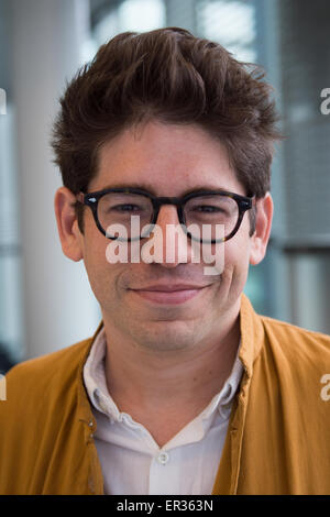 Berlin, Germany. 13th May, 2015. Yancey Strickler, co-founder and manager of the online financing platform Kickstarter poses in Berlin, Germany, 13 May 2015. Photo: MAURIZIO GAMBARINI/dpa/Alamy Live News Stock Photo