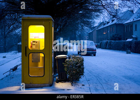 Europe, Germany, Ruhr Area, Wetter on the river Ruhr, old telephone box.  Europa, Deutschland, Ruhrgebiet, Wetter an der Ruhr, a Stock Photo