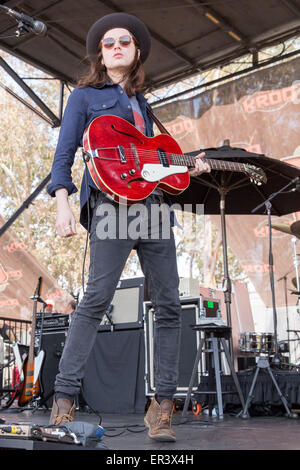 Irvine, California, USA. 16th May, 2015. Musician JAMES BAY performs live with his band during the KROQ Weenie Roast Y Fiesta at Irvine Meadows Amphitheatre in Irvine, California © Daniel DeSlover/ZUMA Wire/Alamy Live News Stock Photo