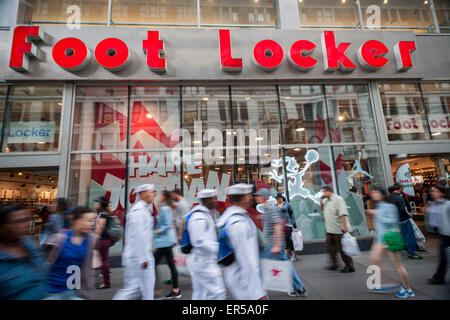 Bow Wow promotes 'Lottery Ticket' at Foot Locker, Herald Square New York  City, USA - 16.08.10 Stock Photo - Alamy