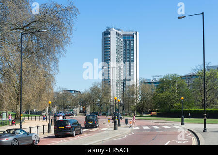 London Hilton on Park Lane Hotel from Hyde Park, South Carriage Drive, Mayfair, Westminster, London, England, United Kingdom Stock Photo