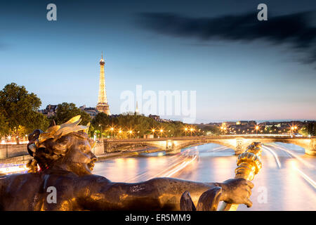 View from Pont Alexandre III over the River Seine, Eiffel Tower in the background, Paris, France, Europe, UNESCO World Heritage Stock Photo
