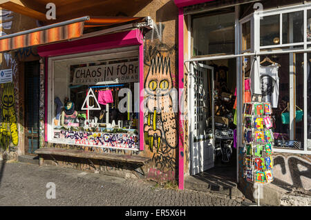 Street Cafe, Club Scene, Chaos in Form Shop, Falkenstein Street near Oberbaum Bridge, Kreuzberg, Berlin, Germany Stock Photo