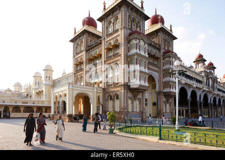 Amba Vilas Palace, Mysore, Karnataka, India Stock Photo