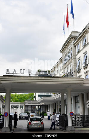 Zurich, Switzerland. 27th May, 2015. Portal of the five star hotel Baur Au Lac in Zurich near the lake where the police arrested several FIFA executives after a hotel raid. Credit:  thamerpic/Alamy Live News Stock Photo