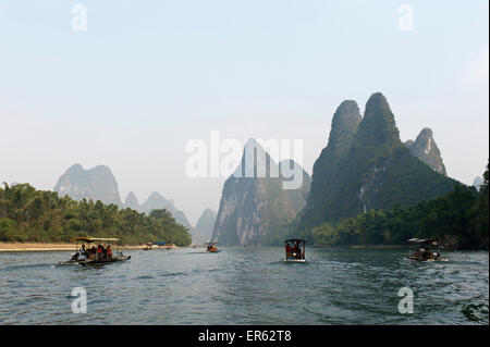 Simple rafts on the river, karst mountains, Li River, Li Jiang, Yangdi Town, Yangshuo, near Guilin, Guanxi Autonomous Region Stock Photo