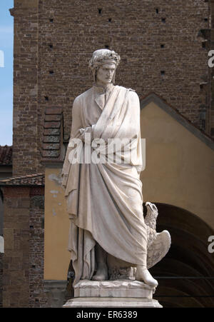 Statue of Dante Alighieri in front of Santa Croce, Florence, Tuscany, Italy Stock Photo