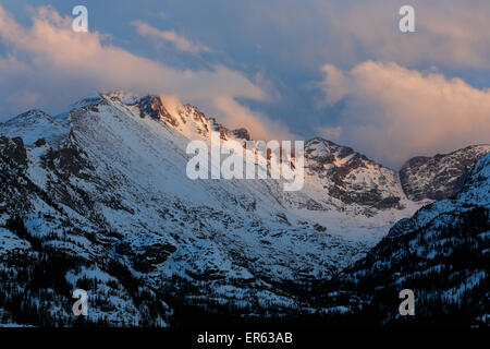 Summit of Pagoda Mountain, Keyboard of the Winds and Longs Peak, view in to the Glacier Gorge, from Nymph Lake in Rocky Mountain Stock Photo