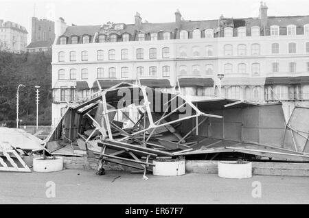 The 1987 Great Storm occurred on the night of 15 - 16th October 1987. An unusually strong weather system caused winds to hit much of southern England and northern France. It was the worst storm to hit England since the Great Storm of 1703. Damage was esti Stock Photo