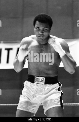 Muhammad Ali training in Deer Lake, Pennsylvania ahead of his second fight with Leon Spinks. 16th September 1978 Stock Photo