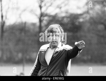 John Bond, Manchester City Football Manager, conducts training session, May 1981. Stock Photo