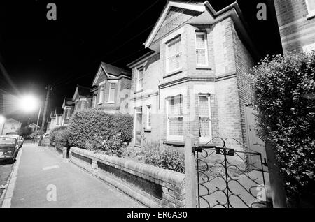 Ghosts at Number 37 Abbott Road, Bournemouth? For ten years 37 Abbott Road was the home of Charlie & Pat Burden, however, in the space of a week the couple had fled the house in fear and their family has been broken up. Reporter Alister Martin and photogr Stock Photo