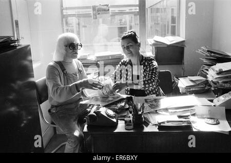 'A day in the life of Jimmy Saville' Feature by Mike Hellicar.  7th October 1971. Stock Photo