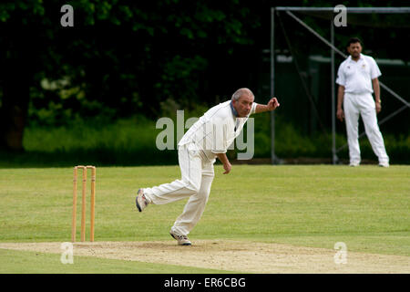 Village cricket at Stoneleigh, Warwickshire, UK Stock Photo
