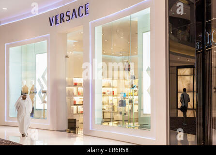 versace shoes dubai mall