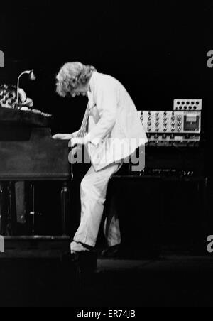 Jethro Tull in concert, 1975 - John Evan playing keyboards Stock Photo