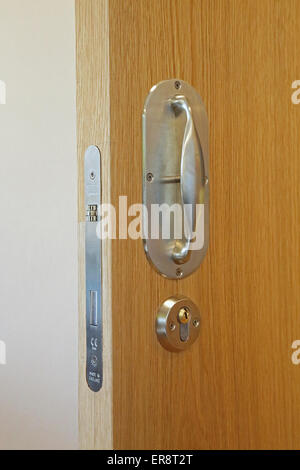 An anti-ligature door handle for a new psychiatric hospital wing ... An anti-ligature door handle for a new psychiatric hospital wing ...