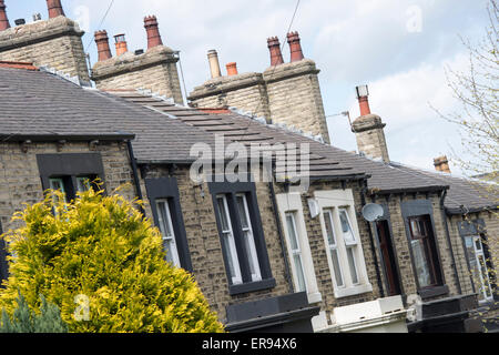 Terraced houses in a street in Barnsley Stock Photo