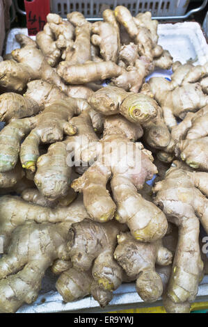 dh Vegetable MARKET HONG KONG Root ginger displayed chinese market stall Stock Photo