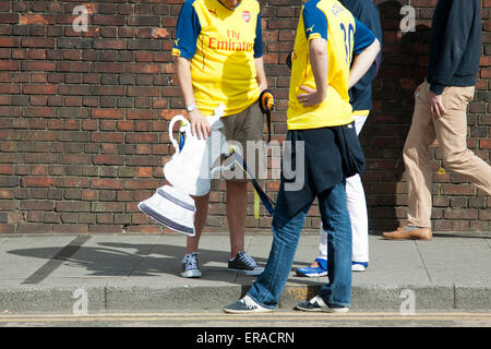 Wembley London, UK. 30th May 2015. Arsenal football fans celebrate after winning the 2015 FA Cup final at Wembley against Aston Villa Credit:  amer ghazzal/Alamy Live News Stock Photo