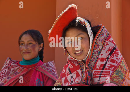 Quechua Indian girls, Willoq, Peru Stock Photo