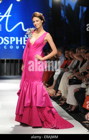 Tunis, Tunisia. 30th May, 2015. A model displays the creation of Tunisian designers during the Fashion Week of Tunisia in Tunis, Tunisia, May 30, 2015. © Adel Ezzine/Xinhua/Alamy Live News Stock Photo