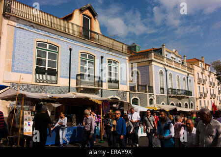 feira-da-ladra-lisbon-s-flea-market-campo-de-santa-clara-in-s-o