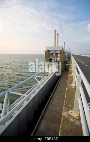 Europe, Netherlands, Zeeland, Deltaproject, the Oosterschelde dam between Noord-Beveland and  Schouwen-Duiveland, flodd barrier. Stock Photo