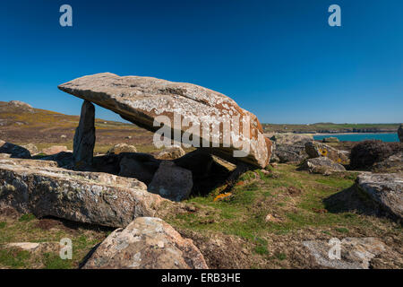 Coetan Arthur Neolithic Burial Chamber (Cromlech) near St. David's Head, Pembrokeshire, Wales Stock Photo