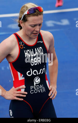 London, UK. 31st May, 2015. Vicky Holland (GBR) takes 5th place with a time of 00:56:28 during Vitality World Triathlon London-Elite Men at Hyde Park during Vitality World Triathlon London-Elite Women at Hyde Park during Vitality World Triathlon London-Elite Women at Hyde Park Credit:  Dan Cooke/Alamy Live News Stock Photo