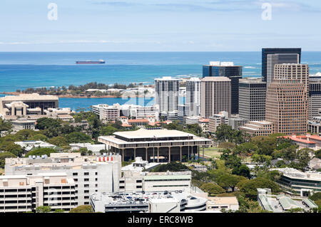 Honolulu, Hawaii, USA. 29th May, 2015. Wide-angle view of the Hawaii State Capitol and Downtown Honolulu buildings on Oahu. Stock Photo