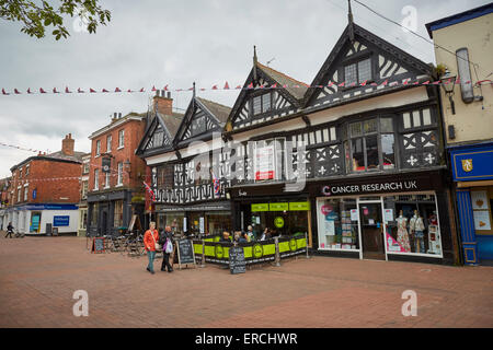 Nantwich is a market town and civil parish in the Borough of Cheshire East and the county of Cheshire, England   Nantwich has th Stock Photo
