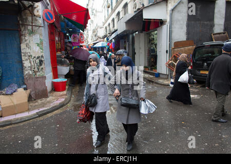 traditionally dressed women in Algiers, Algeria Stock Photo