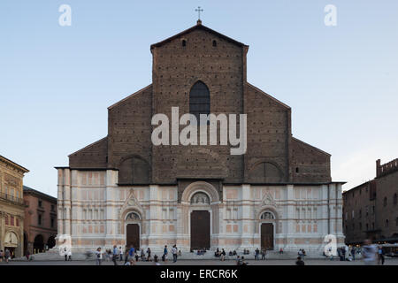 Basilica di San Petronio in the Piazza Maggiore, Bologna Italy. Stock Photo