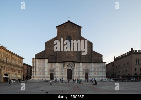 Basilica di San Petronio in the Piazza Maggiore, Bologna Italy. Stock Photo