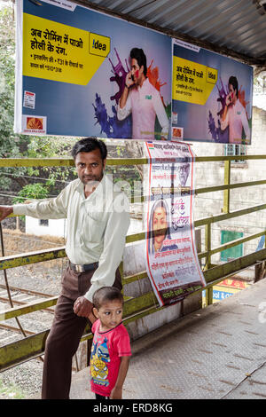 Mumbai India,Indian Asian,Lower Parel Railway Station,Western Line,train,public transportation,riders,passenger passengers rider riders,over bridge,ad Stock Photo