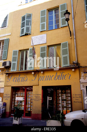 The Italian violinist and composer Niccolo Paganini  died in this house in Nice, France, on 27/05/1840. The house bears a plate Stock Photo