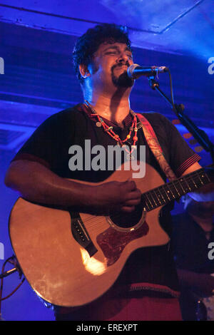 The Raghu Dixit Project, Indian folk fusion music, performing at the Oran Mor, Glasgow, Scotland, UK, 4 August 2011. Stock Photo