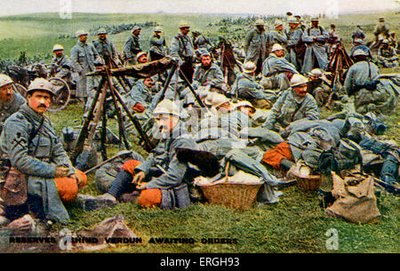World War 1:  French army at the Battle of Verdun.  21st of February – 18th of December  1916.  Reserve soldiers awaiting Stock Photo