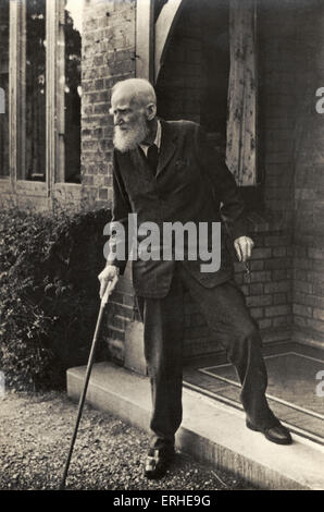 George Bernard Shaw, portrait with walking stick. 'The Chucker Out' (Shaw 's own title). Photograph by Allan Chappelow. Irish Stock Photo