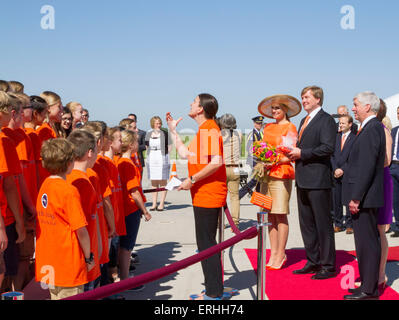 Arrival at Gerald Ford Airport King Willem-Alexander and Queen Maxima of The Netherlands in Grand Rapids at 2nd Day of their official visit to the USA PHOTO: Albert van der Werf -NO WIRE SERVICE- Stock Photo