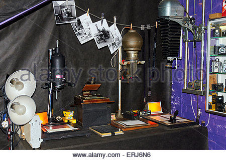 Vintage darkroom equipment Stock Photo - Alamy