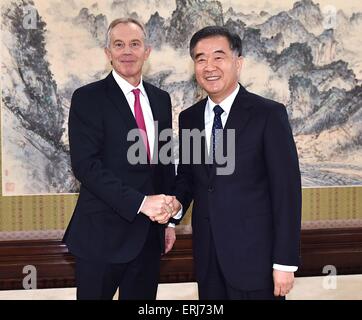 (150603) -- BEIJING, June 3, 2015 (Xinhua) -- Chinese Vice Premier Wang Yang (R) meets with former British Prime Minister Tony Blair in Beijing, capital of China, June 3, 2015.    (Xinhua/Li Tao) (wyo) Stock Photo